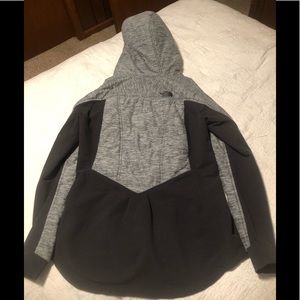 Women’s Northface mid length trench coat